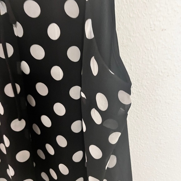 Layne Bryant Black and White polkadot sleeveless top - Picture 15 of 15